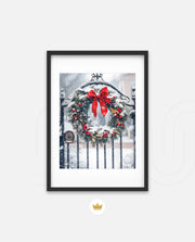 Snowy Holiday Wreath