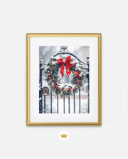 Snowy Holiday Wreath